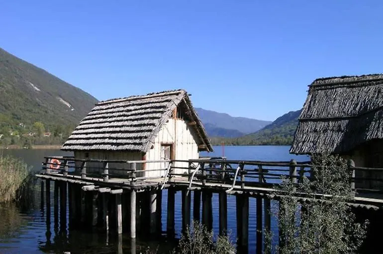 Al Lago Guest House Revine Lago