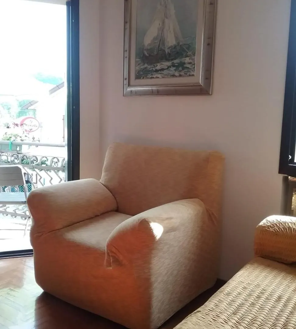 Chalet Al Lago Guest House Revine Lago