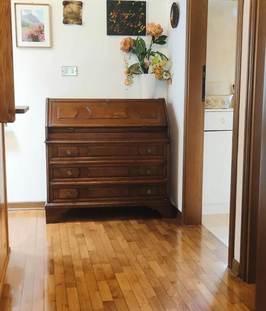 Al Lago Guest House Revine Lago Italia